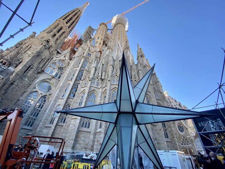 Templo de La Sagrada Familia de Barcelona – Destinos Blog
